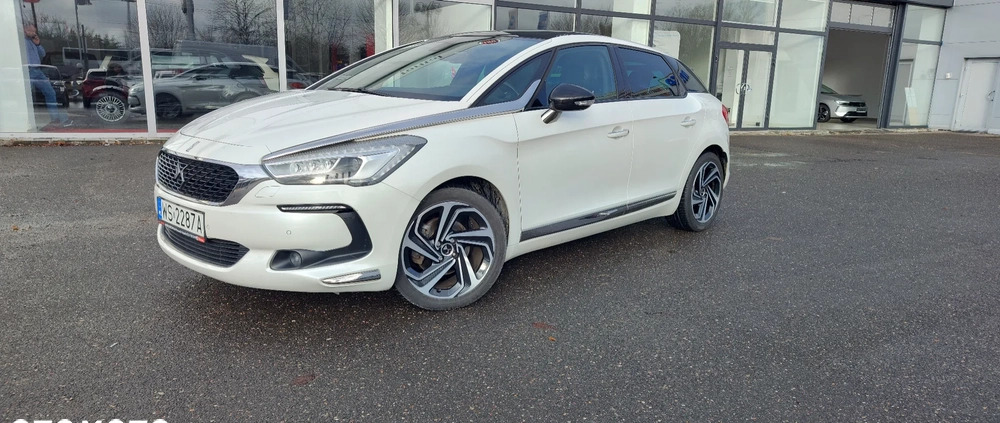 Citroen DS5 cena 62900 przebieg: 116000, rok produkcji 2016 z Toruń małe 211